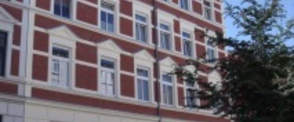 3 Raum WHG mit Wannenbad und Balkon - Foto 1