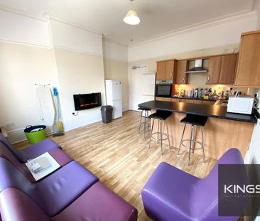 5 bedroom apartment to rent - Photo 1