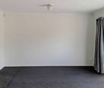 Quiet, Convenient & Perfect for Small Families - Photo 3