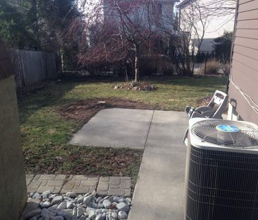 881 Beaconhill Court - 3 bed, 1.5 bath - Photo 5