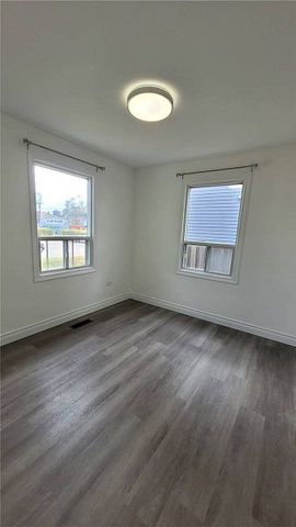 For Lease - 10 Warvet Crescent, Toronto, Ontario - Photo 5