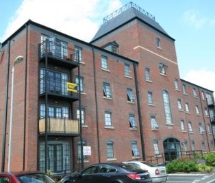 Elphins Drive, Wilderspool Park, Warrington - Photo 2