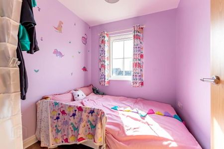 11 Lady Wallace Green, Lisburn, BT28 3NX - Photo 4