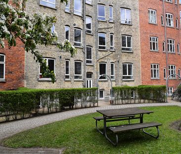 Indbydende lejlighed med charmerende atmosfære i Aalborg midtby - Photo 3