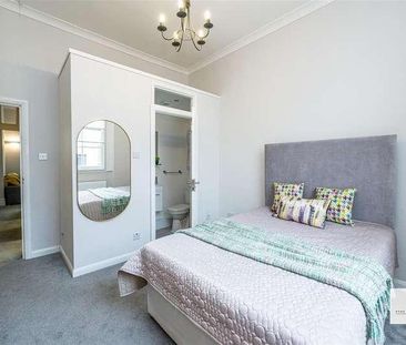 Queens Gardens, Lancaster Gate, London, W2 - Photo 5