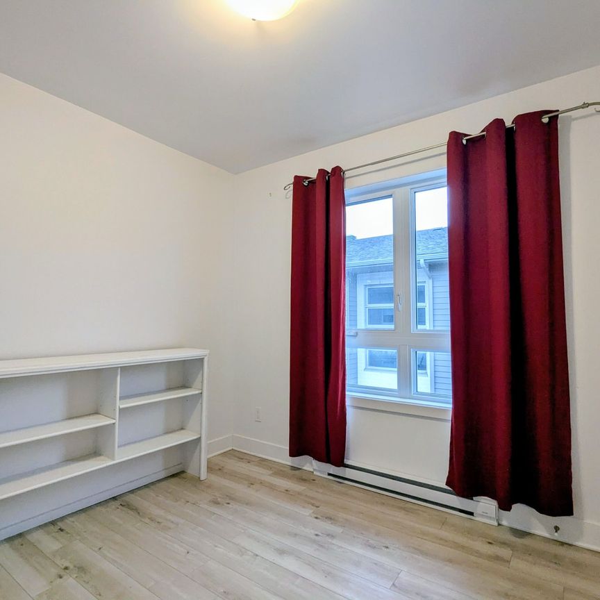 Appartement - 302-2470 Route Édouard-VII - Photo 1