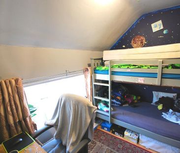 3 bedroom end of terrace house to rent - Photo 5