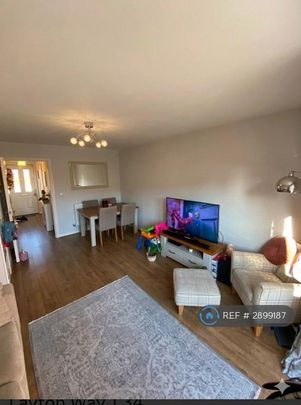 3 bedroom terraced house to rent - Photo 1