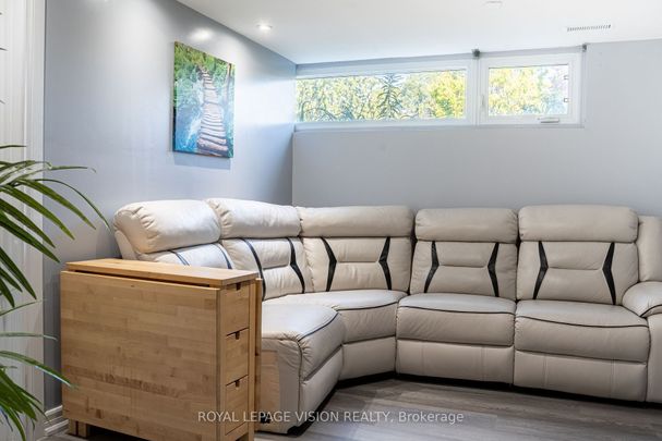 For Lease - 28 Jeffton Crescent, Toronto, Ontario - Photo 1