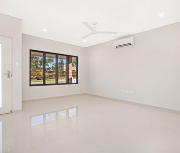 LOW MAINTENANCE IN GREAT LOCATION - Photo 1