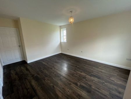 Wellington Avenue, Stratford-upon-Avon, CV37 - Photo 4