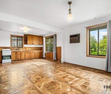 Freshly Updated Home in Convenient Newcomb Location - Photo 5