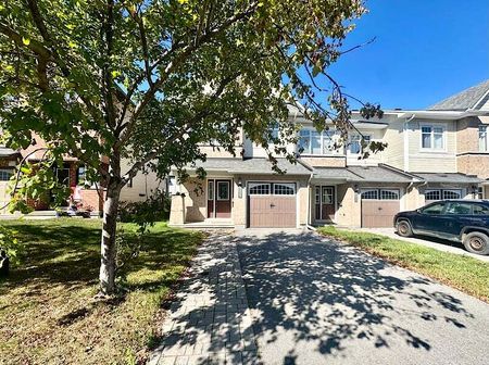 109 Calvington Ave, Kanata, ON - Photo 3
