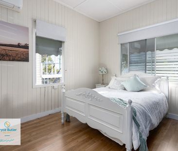 AIR-CONDITIONING TO MASTER BEDROOM & LIVING AREA... DISHWASHER... B... - Photo 6