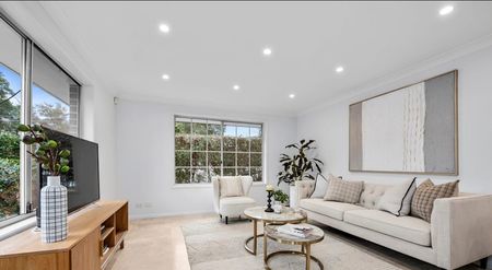 Stylish Family Home - Effortless Single-Level Living in North Rocks - Photo 4