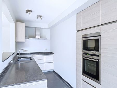 Appartement in Schaarbeek - Photo 5
