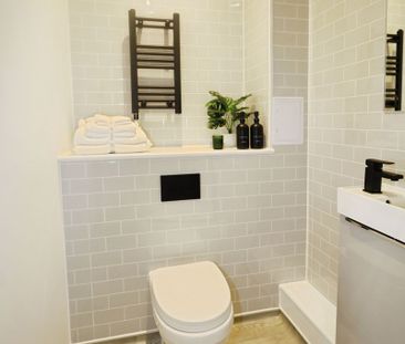 NEW BUILD STUDENT LET - Photo 5