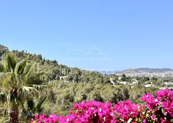 Villa for Summer Rent in Jesús 4 Bedrooms