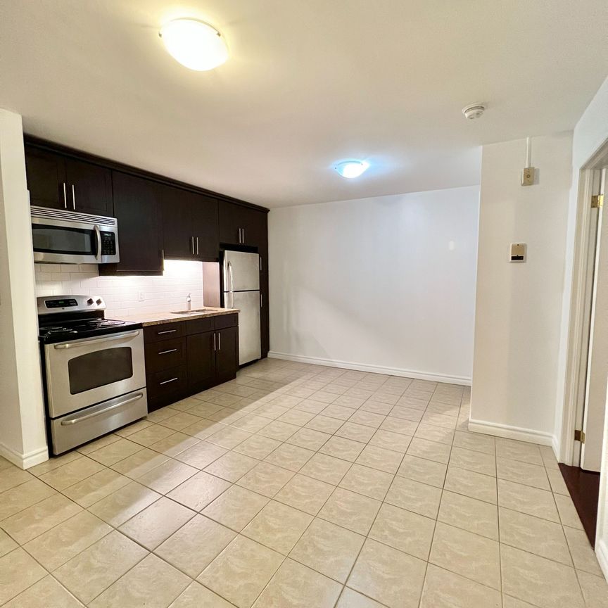 For Lease - 640 Davenport Road Unit# 105, Toronto, Ontario - Photo 1
