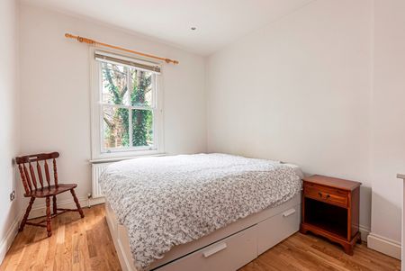 2 Bed Flat, Finborough Road, SW10 - Photo 4