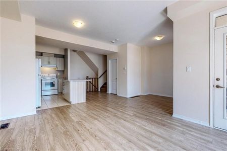 For Lease - 5010 Desantis Drive, Lincoln, Ontario - Photo 2