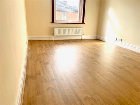 Shirley, So15 - Photo 2