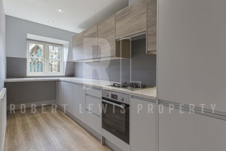 Stylish One-Bedroom Flat in Central – High Barnet EN5 5TT - Photo 5