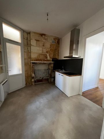 Location Appartement 3 pièces 58m² BORDEAUX 33800 - Photo 2