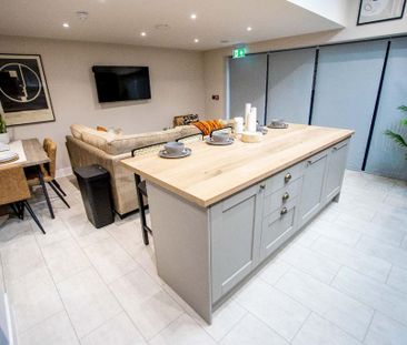 9 bedroom house to rent - Photo 2