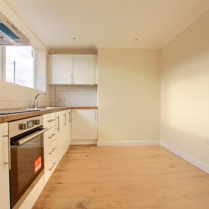 2 bedroom semi-detached house to rent - Photo 1