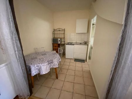 Location Appartement 1 pièce 26m² DIJON 21000 - Photo 3