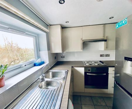 1 bedroom flat to rent - Photo 5