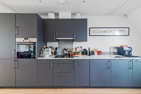 3 bedroom apartment to rent - Photo 3