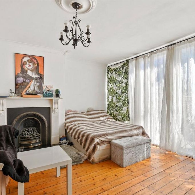 4 bedroom apartment to rent - Photo 1