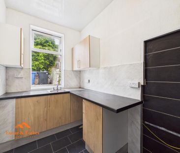 3 bedroom terraced house to rent - Photo 4