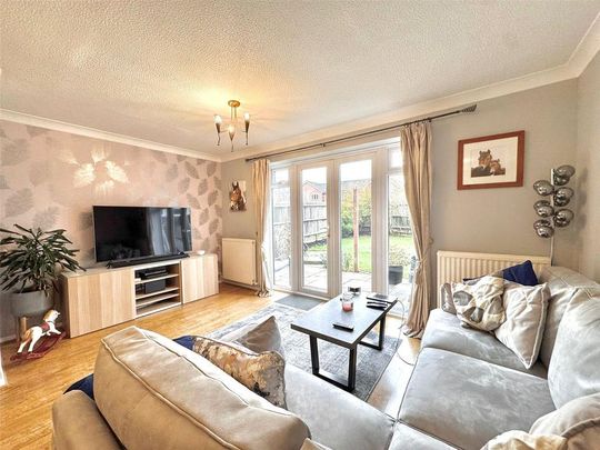 3 bedroom semi-detached house to rent - Photo 1