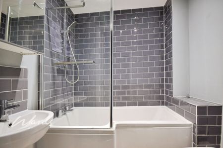 2 bedroom semi-detached house to rent - Photo 3