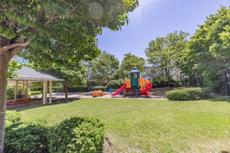 For Lease - 3504 Hurontario Street Unit# 503, Mississauga, Ontario - Photo 4