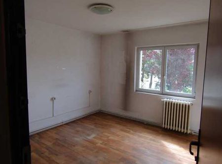 4 camere, 76 mp, decomandat, garaj, parcare, zona strazii Gheorghe Dima! - Photo 4