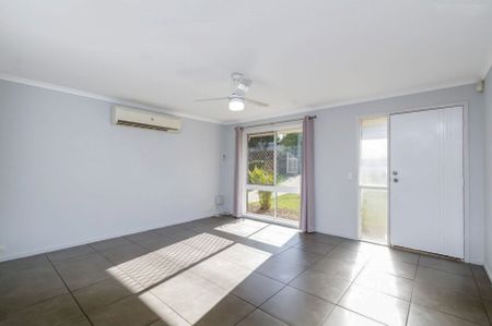 Spacious 4-Bedroom Lowset Brick Home in the Heart of Goodna - Perfect for Family Living! - Photo 4