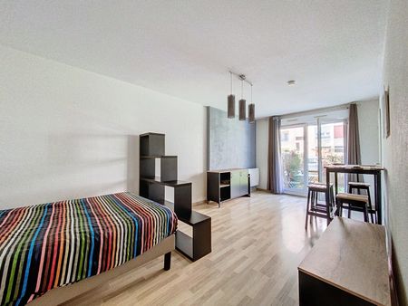 RUE DU MARECHAL GALLIENI - (DISPONIBILITE IMMEDIATE) - Photo 3