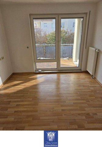 Wunderschöne Wohnung mit großem Balkon und ruhiger Lage! - Photo 5