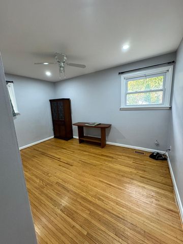 For Lease - 104 Queenston Crescent, London East, Ontario - Photo 2