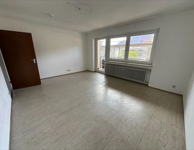 Hausnr. 33 / 3 Zimmer im 2. OG mit Balkon und toller Aussicht (frisch saniert) - Foto 1