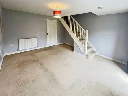2 bedroom terraced house to rent - Photo 4