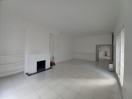 Tout savoir sur cette maison à Saint-Germain-en-Laye - Photo 2