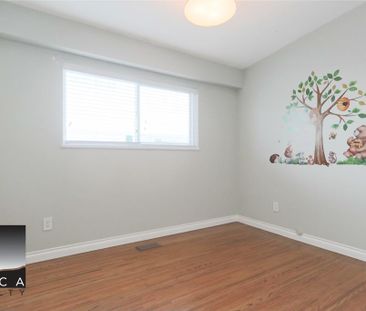 1932 Jones Avenue, North Vancouver (UNFURNISHED) - Photo 6