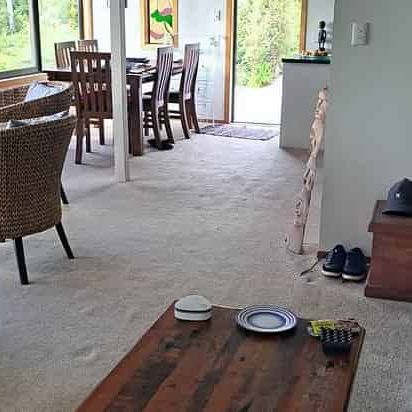 Beach and boat ramp 3 bedroom family home - Photo 1