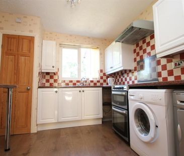 1 bedroom Flat To Let - Photo 1