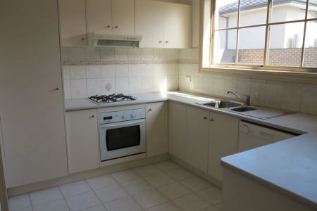 2B Renown Street, Burwood. - Photo 3